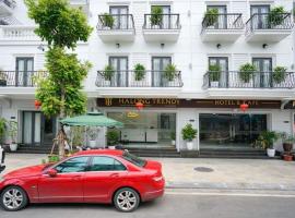 Hạ Long Trendy，位于下龙湾鸿基港的酒店