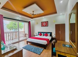 Satopanth The Auli Resort By Royal Collection Hotels，位于乔斯希马特的度假村