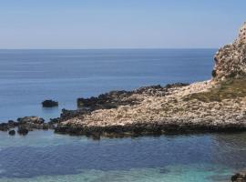 In pineta Luxury House - Levanzo，位于莱万佐的酒店