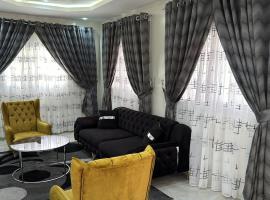 Sall Residence Mbour, Appartement 3，位于姆布尔的酒店