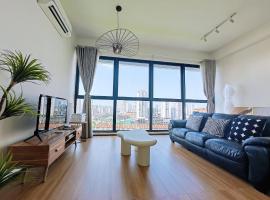 158 Georgetown New Condo 3BR 10pax infinity pool City View，位于日落洞的酒店