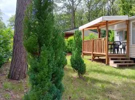 Bungalow charmant avec piscine partagée à Saint-Chéron