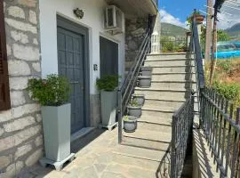 Elichrysos GuestHouse Konitsa