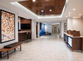 Holiday Inn Express & Suites Saskatoon Centre by IHG，位于萨斯卡通的酒店