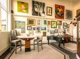 Luxury Living in Historic Bank Haven of Art&Music