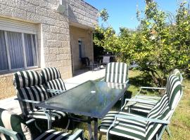 Exclusive Jerusalem Villa，位于Giv‘ot Mordekhay的度假屋