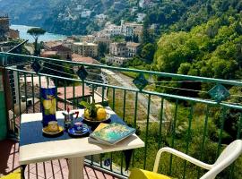 Panoramic Flat Amalfi Coast - Sea View 2，位于维耶特里的酒店