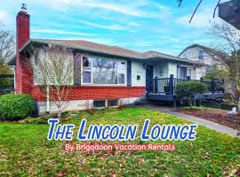 Pa The Lincoln Lounge，位于安吉利斯港的公寓