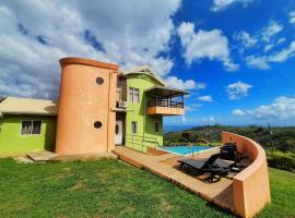 Bocean Villa- Luxury Hilltop Retreat，位于卡纳里斯的乡村别墅
