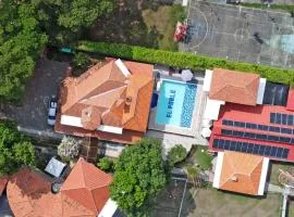 HOTEL PORTAL DE VITERBO Y RESTAURANTE LA FONDA
