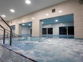 Hotel Toliar & wellness，位于什特尔布斯凯普莱索的酒店