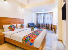 FabHotel Jansi Deluxe Gandhipuram，位于哥印拜陀的酒店