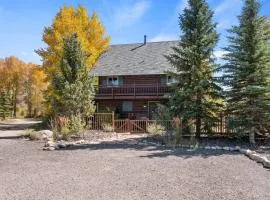 Granby river access 4br fishing cabin