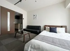 bHOTEL Nagomi - 1 Bedroom Apt in City Centre w balcony for 3 Ppl