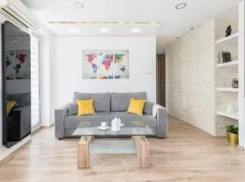 Sunny Kliny Apartment