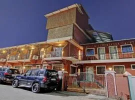 Hotel Green Woods
