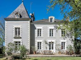 Le manoir de la Plume 10min de Nantes centre ville，位于卢瓦尔河畔圣塞巴斯蒂安的别墅