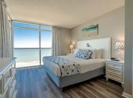 AMAZING OCEAN VIEWS Remodeled Bay View 803