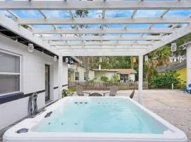 Uptown Treasure with Spa Dogs Ok Dreamy Patio