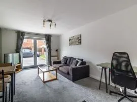 2 Bedroom Flat, Glasshoughton