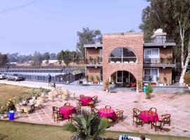 Ayaansh Resort- Westin Sohna Complex，位于Sohna的别墅