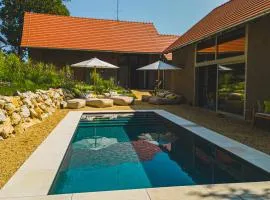 Premium Gardenguesthouse Mlinar with Pool & Sauna
