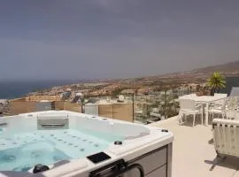 Azure Sky Villa - Panoramic ocean view, luxury, San Eugenio