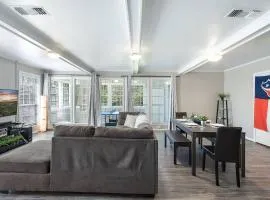 Piney Woods I Ping Pong I By SHSU I TV I Sleeps 11