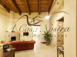 A Casa Nostra Residenza di Charme - Struttura sanificata giornalmente con ozono，位于坎德拉的酒店