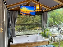 Ria süit otel bungalov，位于里泽的酒店