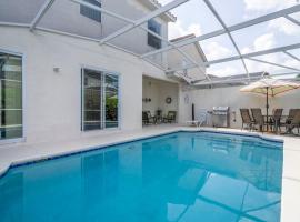 Marvelous 4Bd Close to Disney w Pool at 313 Tuscan Hills，位于达文波特的酒店