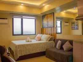 Cozy Chic Condotel Serin East Tagaytay