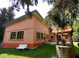 Holiday home in Saint Quirin with garden，位于Saint-Quirin的酒店