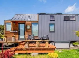 Sandbug - tiny home tranquility on the Oregon Coast!