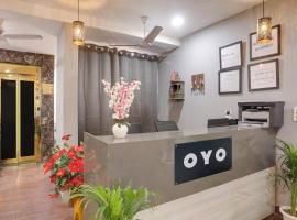 Super OYO Hotel Mannat Near Lotus Temple，位于新德里Greater Kailash 1的酒店