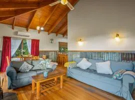 StayAU Cottage Sunset 2BR Farm Retreat