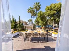 House facing the sea in Marina Manresa, Alcudia