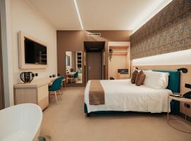 Lumia Hotel，位于泰尔莫利的酒店