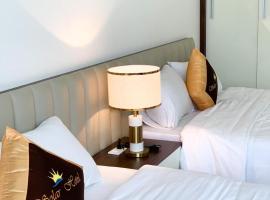 Solar Hotel，位于下龙湾的酒店