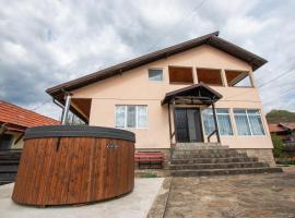 Casa de la Chiojdu，位于Bîsca Chiojdului的酒店
