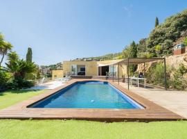Casa Mediterrani & piscina comunitaria junto Barcelona，位于阿莱利亚的酒店