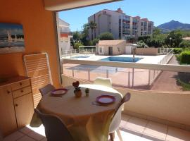 Appartement terrasse , vue sur piscine Montagne !! Incroyable !，位于滨海阿热莱斯的酒店
