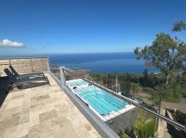 Superbe villa saint leu piscine et spa vue Océan，位于圣勒的酒店