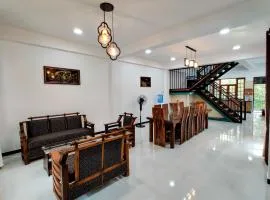 Highway Twin Home West wing