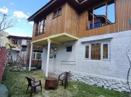 SAKHI COTTAGE WISHING WELL Pahalgam