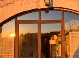 Appartement Typique in Provencal village Menerbes