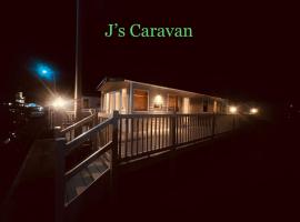 Jackies Caravan Accommodation Only，位于Kinmel Bay的露营地