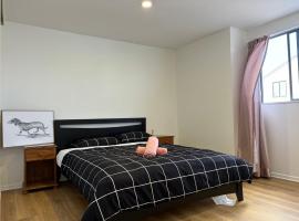 New Lynn Tidy House，位于奥克兰的别墅