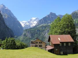 Berggasthaus Obbort，位于Linthal的住宿加早餐旅馆