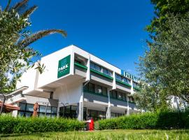 PARK Hotel & SPA Jablanica，位于Jablanica的酒店